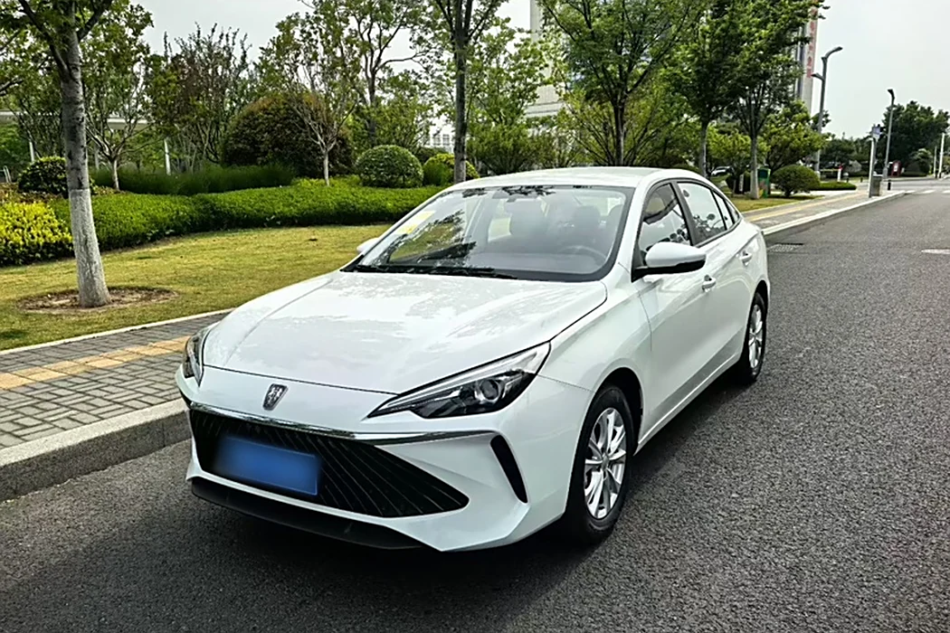 Roewe i5 2023 1.5L Manual Comfort Edition