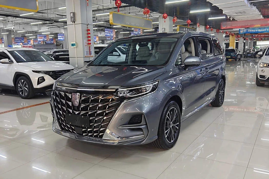 Roewe iMAX8 2023 400TGI Premium Edition
