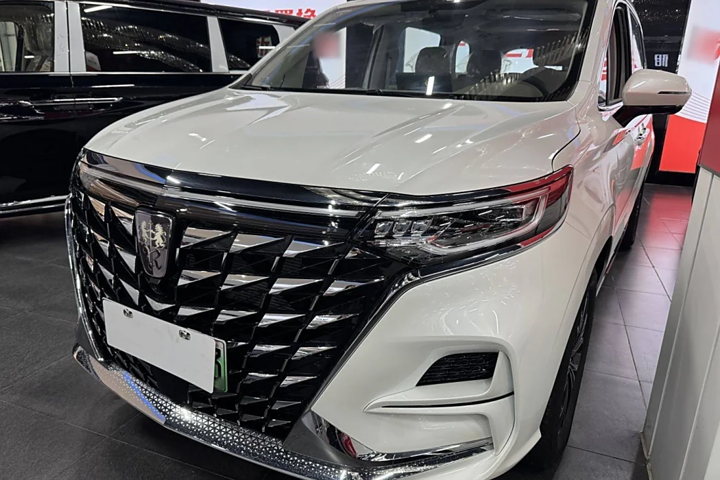 Roewe iMAX8 New Energy 2025 1.5T DMH Lu Zun Extreme Edition