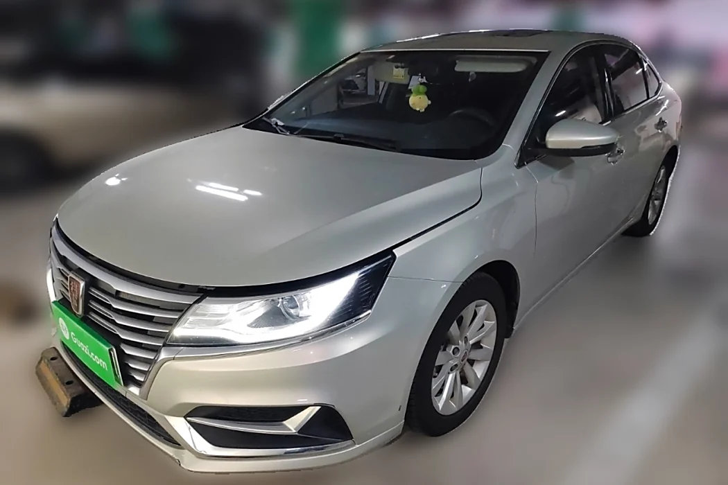 Roewe i6 New Energy 2017 45T Hybrid Connected Smart Edition