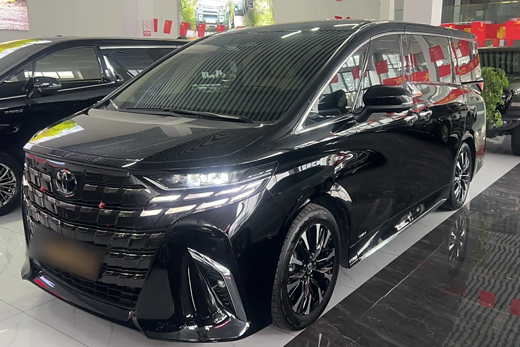 Toyota Elfa 2024 dual-engine 2.5L Premium Edition