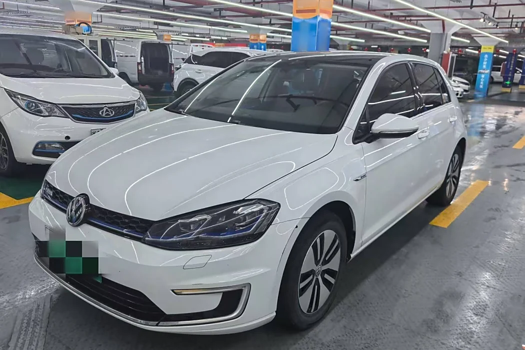 Volkswagen Golf*Pure Electric 2020 Chi