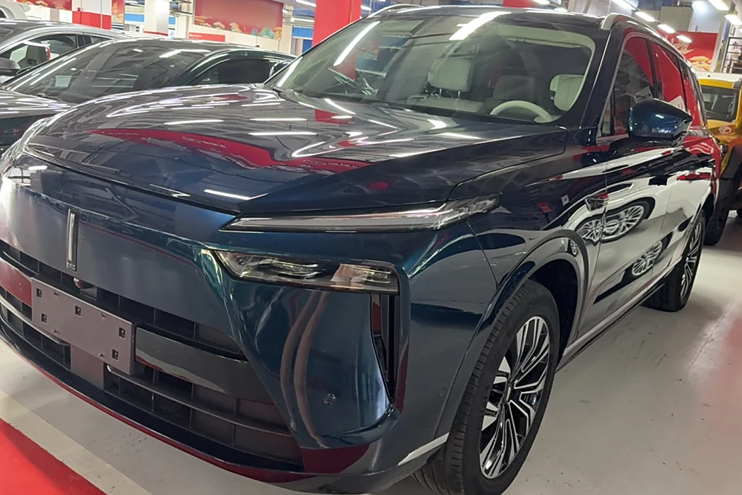 Wei Brand Blue Mountain 2023 four-wheel drive ultra-long battery life version