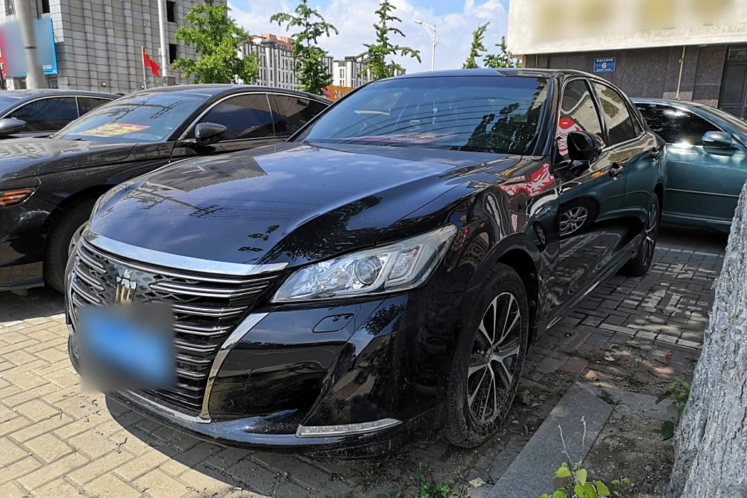 Toyota Crown 2018 2.0T Fashion Edition