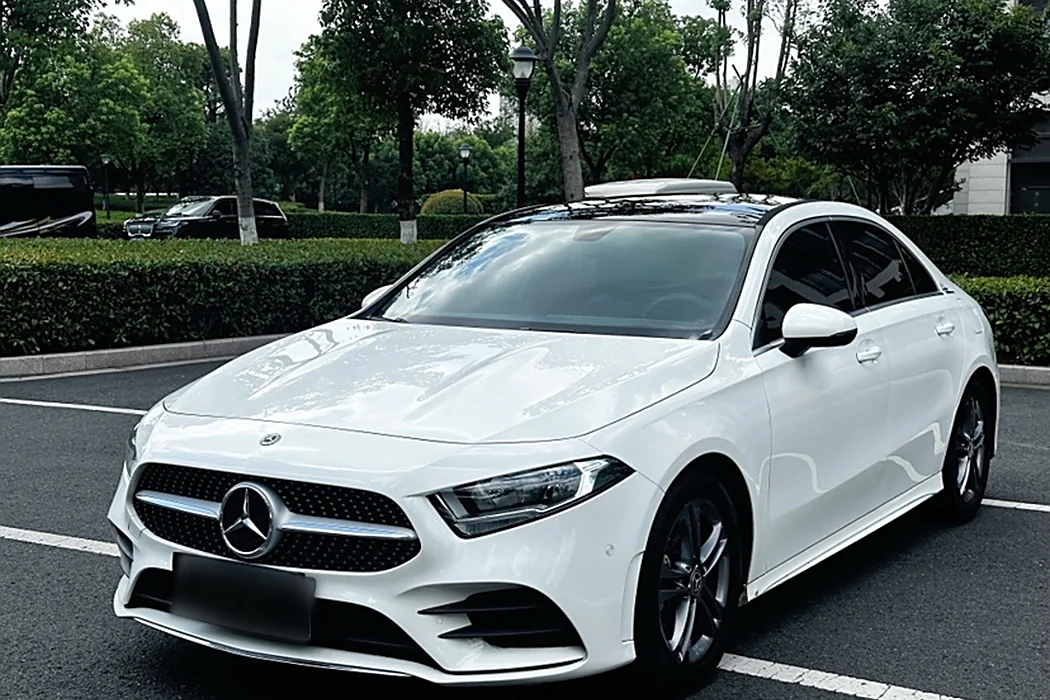 Mercedes-Benz A-class 2020 facelift Two A 180 L sports sedan