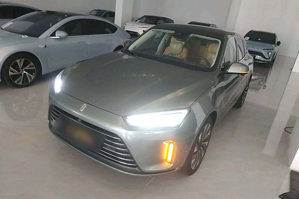 Hongmeng Zhixing Wenjie M5 2022 Extended Range Four-wheel drive performance Version