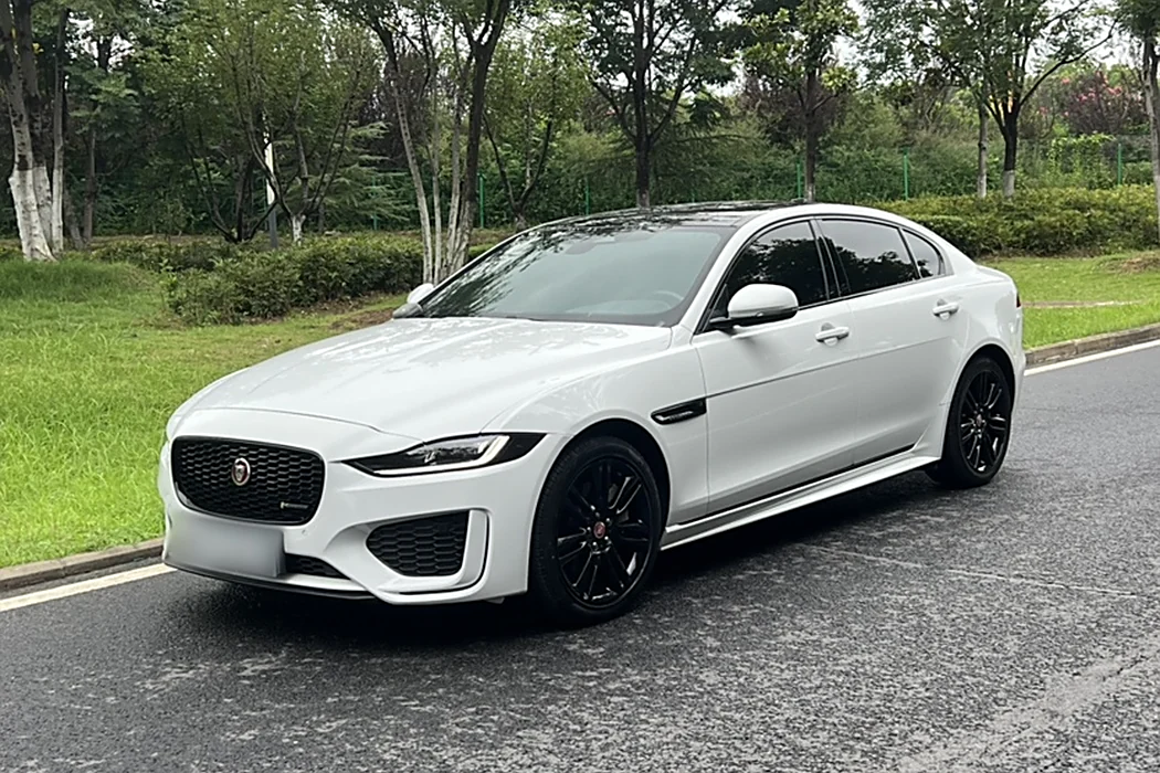 Jaguar XEL 2021 2.0T 250PS Obsidian Sport