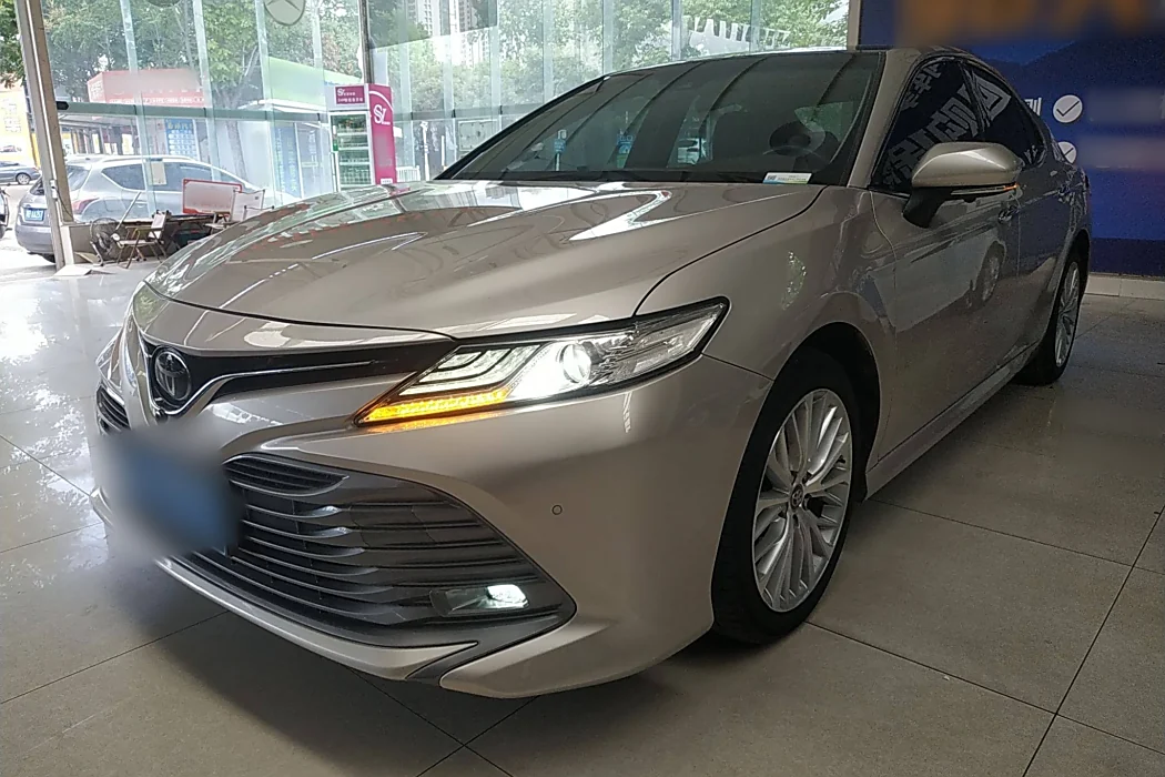 Toyota Camry 2019 Facelift 2.5G Deluxe Edition