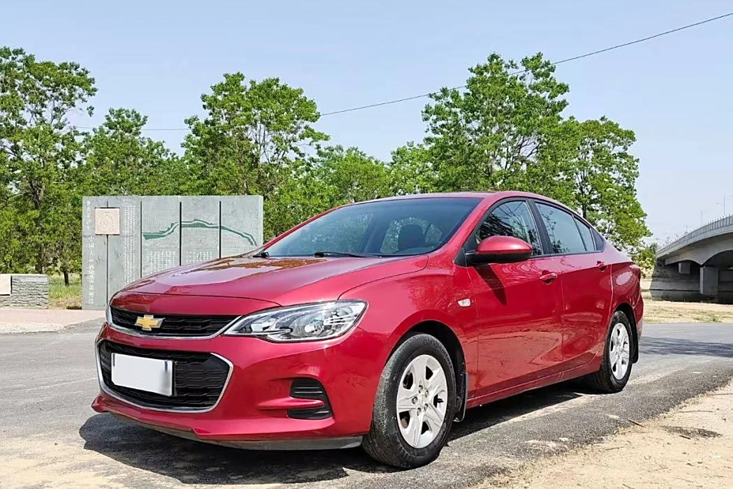 Chevrolet Kovoz 2018 model 320 automatic Enjoy Sunroof version