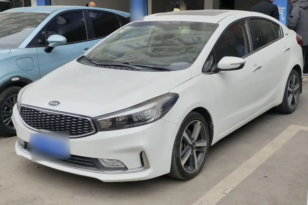 Kia K3 2017 1.6L automatic 15th Anniversary Special Edition GLS