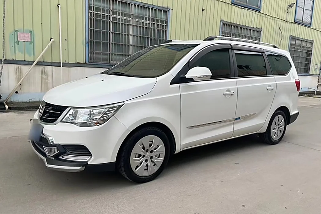 Baojun 730 2019 1.5L manual value-for-money 7-seater country VI
