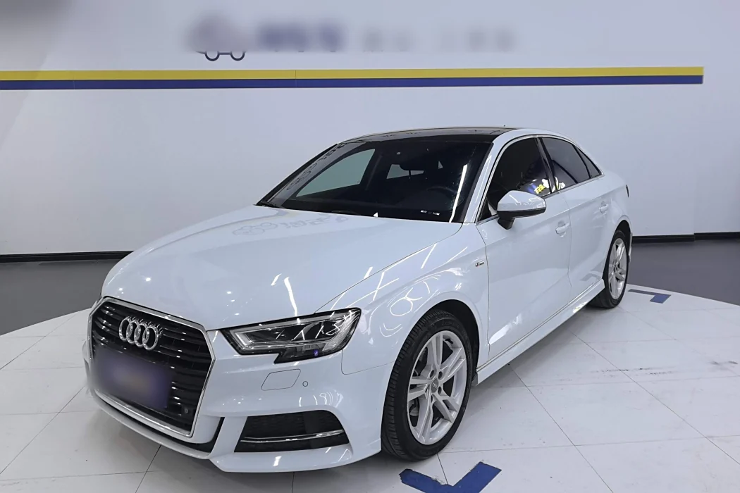 Audi A3 2019 Limousine 35 TFSI Style National VI