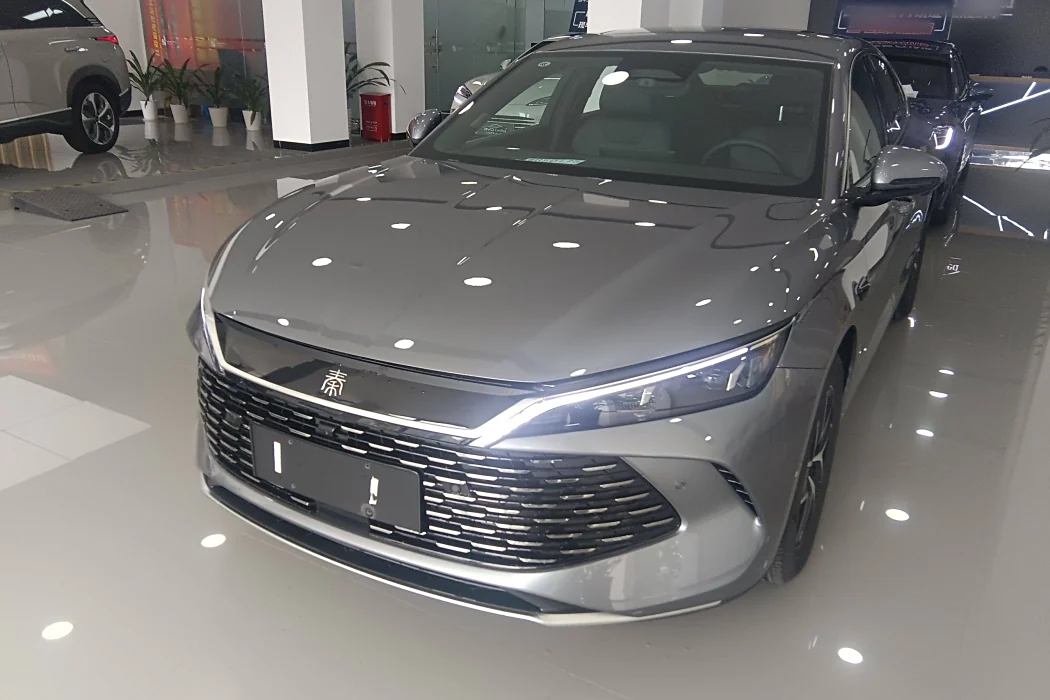 BYD Qin L 2025 DM-i Smart Driving Version 120KM beyond Type