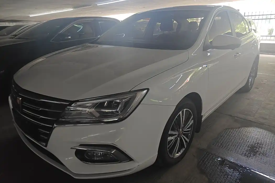 Roewe i5 2019 1.5L automatic 4G Interconnection Linghao Ultimate Edition