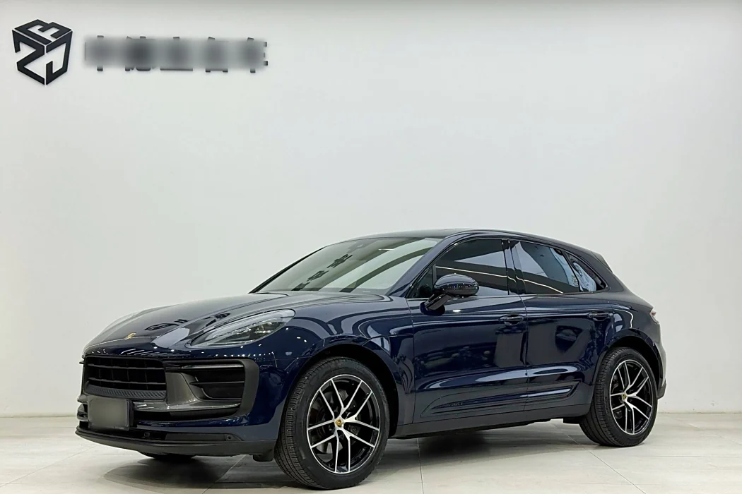 Porsche 2023 Macan T 2.0 T