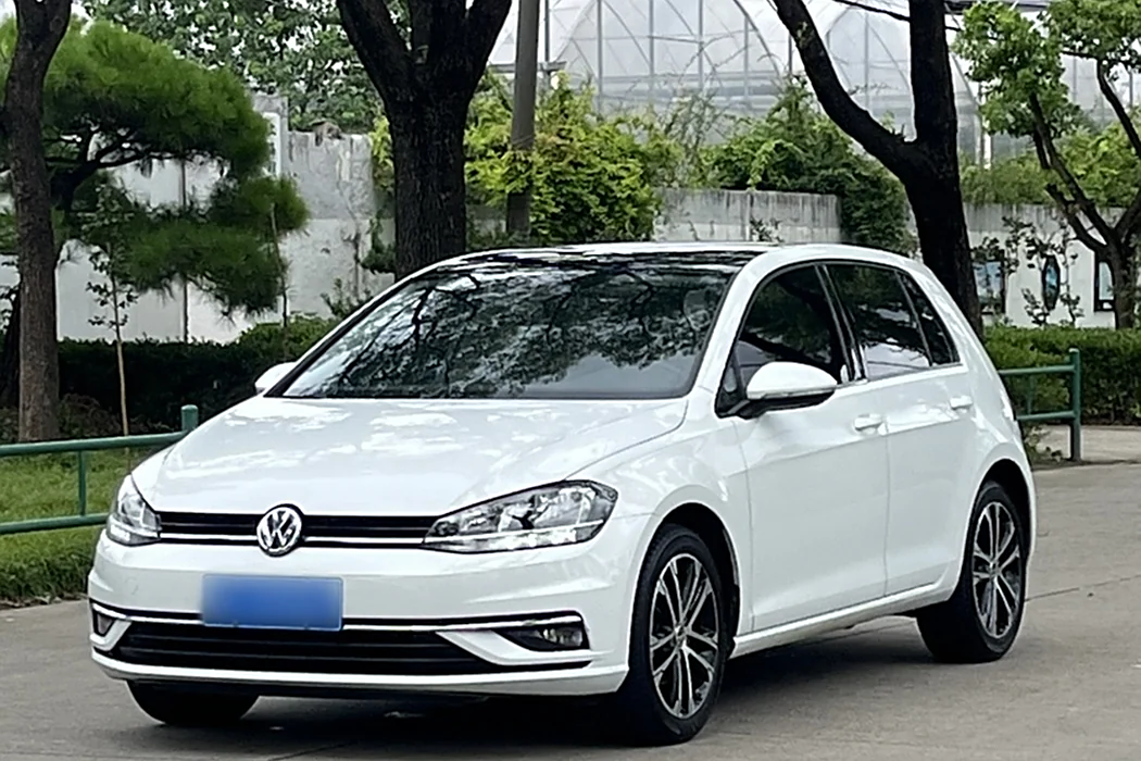 Volkswagen Golf 2018 230TSI automatic Luxury
