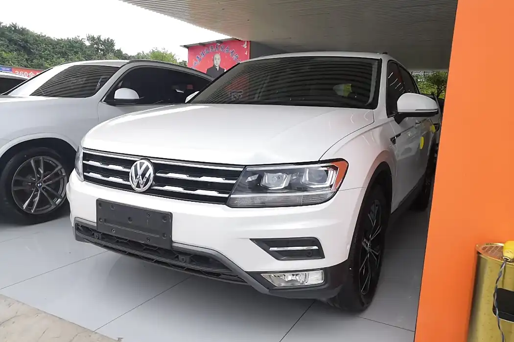 Volkswagen Tiguan L 2019 330TSI automatic two-wheel drive smart luxury edition Country VI