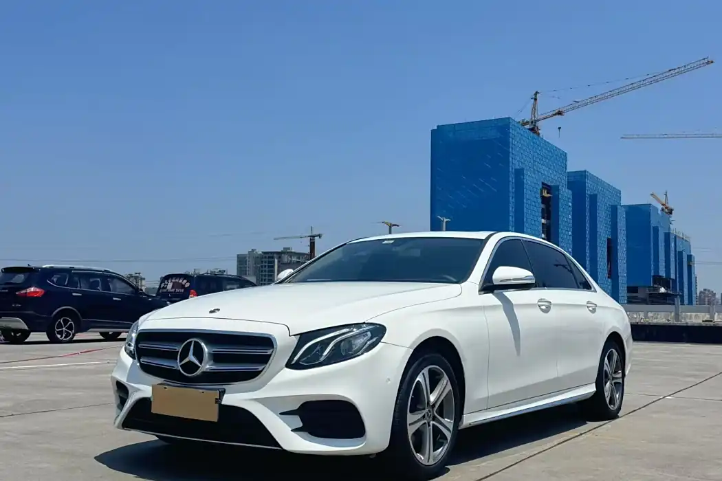 Mercedes-Benz E-Class 2019 E 260 L Sport