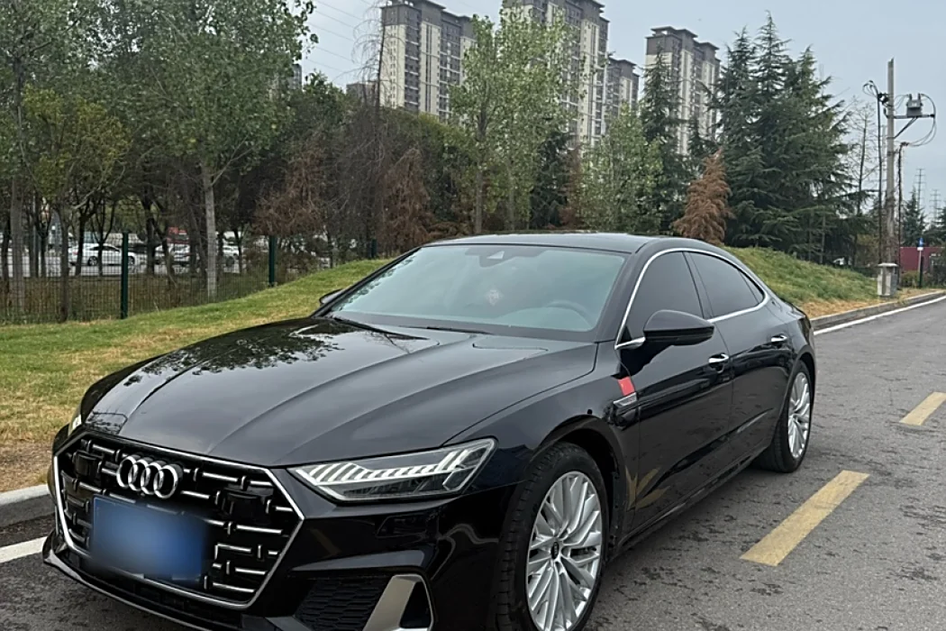 Audi A7L 2024 45TFSI S-line dream-building crystal set