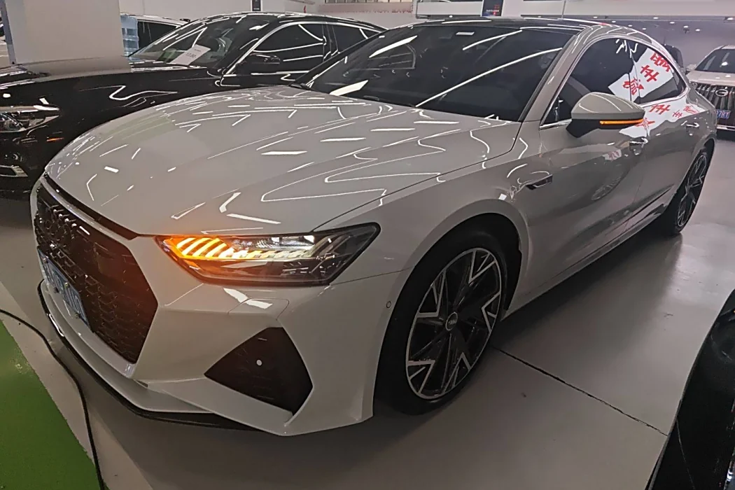 Audi A7L 2022 45 TFSI quattro S-line Paladin