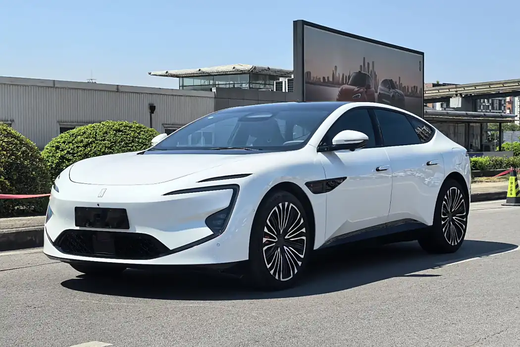 Avita 12 2025 Ultra Extended Range Version