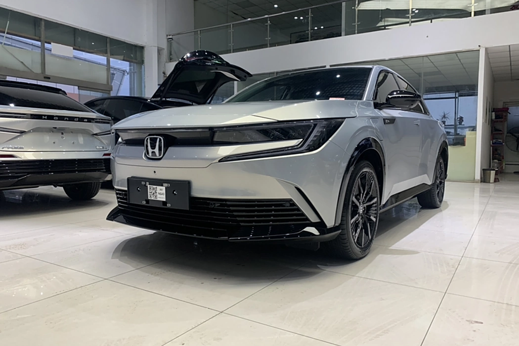 Honda e: NP2 Extreme 2 2024 Advanced Version