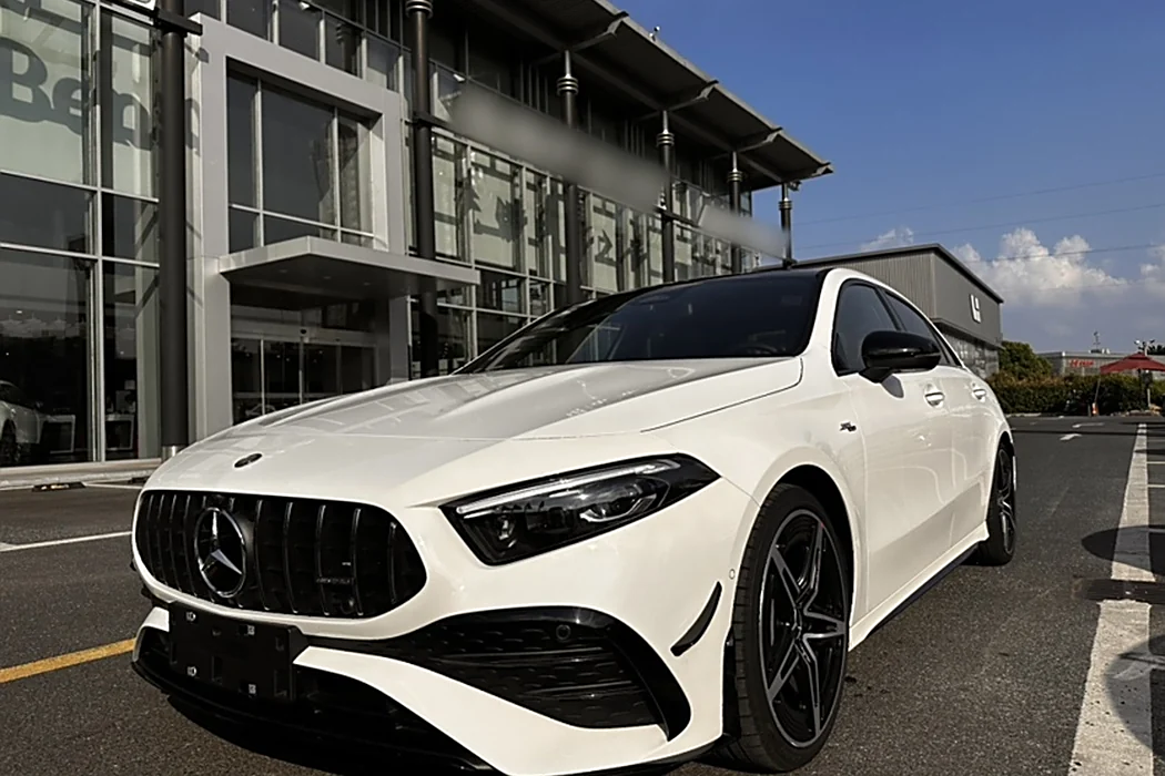 Mercedes-Benz A-class AMG 2024 facelift AMG A 35 L 4MATIC