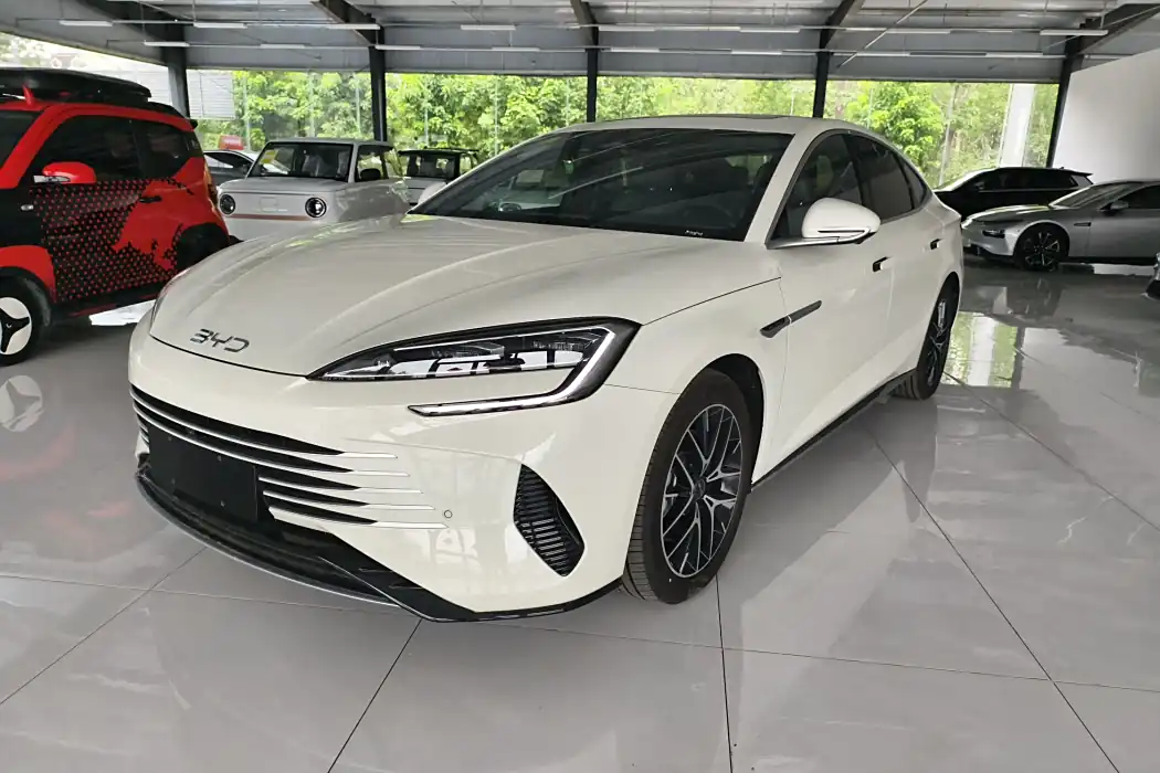BYD Seal 07 DM-i 2025 DM-i 1.5L 125km Premium Type