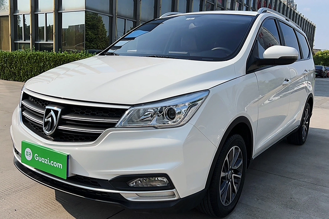 Baojun 730 2021 1.5T CVT Fashion 7-seater