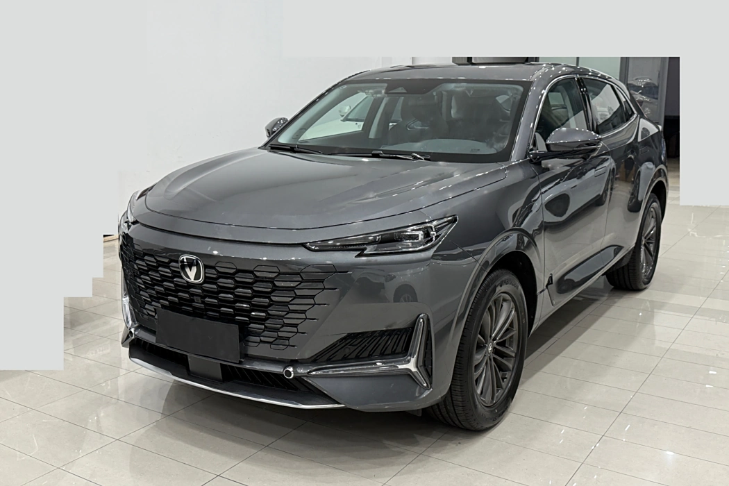 Changan UNI-K 2024 2.0T two-wheel drive Yueshang type