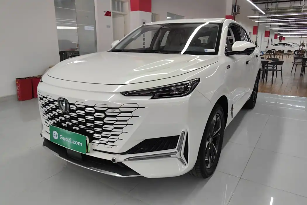 Changan UNI-K Smart iDD 2024 Smart iDD 1.5T 135km Smart Fun Type