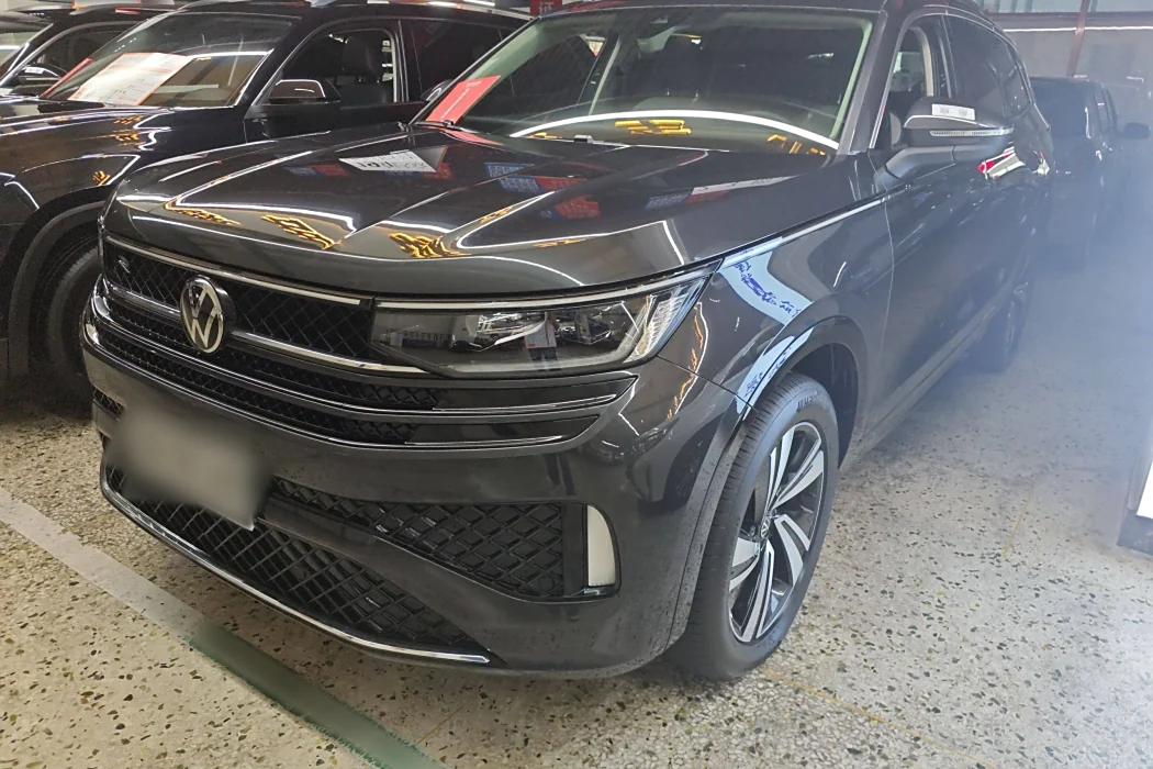 Volkswagen Range Rover 2023 380TSI four-wheel drive R-Line Cruise version