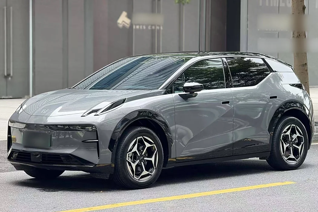 Extreme Krypton X 2025 five-seater rear-drive version