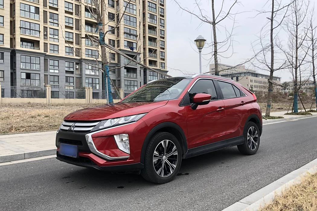 Mitsubishi Yige 2019 1.5T CVT two-wheel drive Fearless Edition Country VI