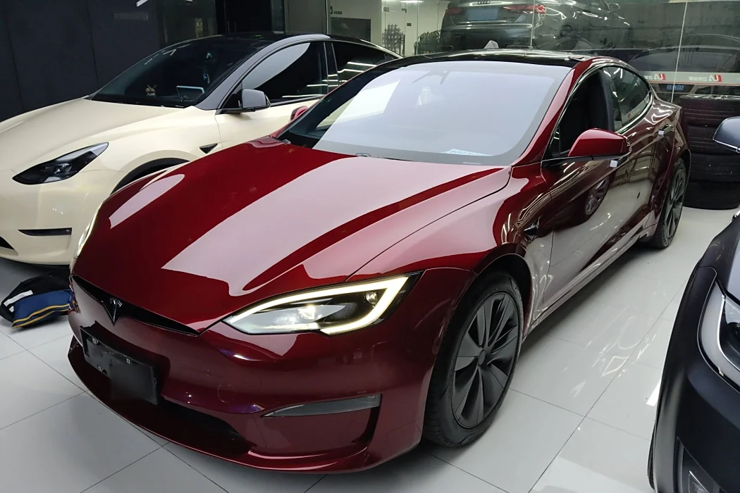 Tesla Model S 2023 dual-motor all-wheel drive version