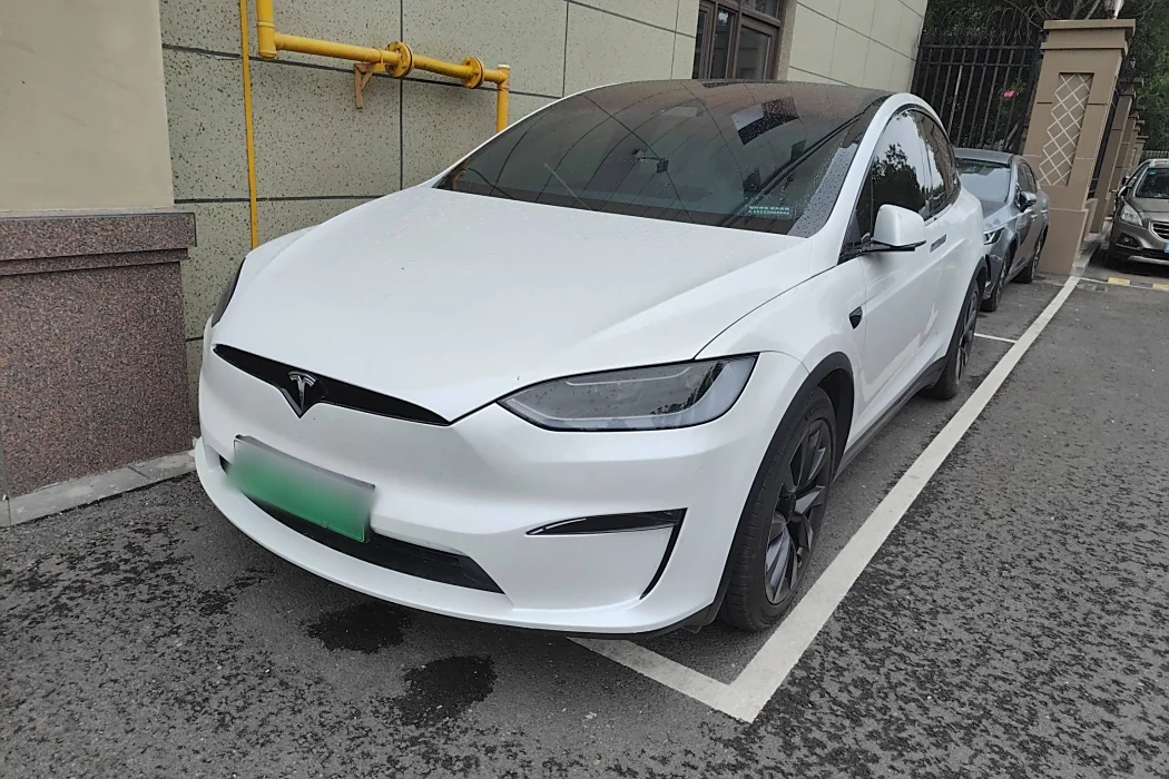 Tesla Model X 2023 dual-motor all-wheel drive version