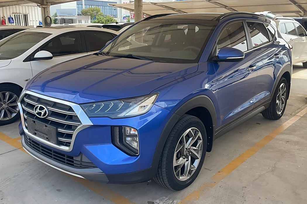 Hyundai Tucson 2019 280TGDi dual-clutch two-wheel drive fashion version of the country VI