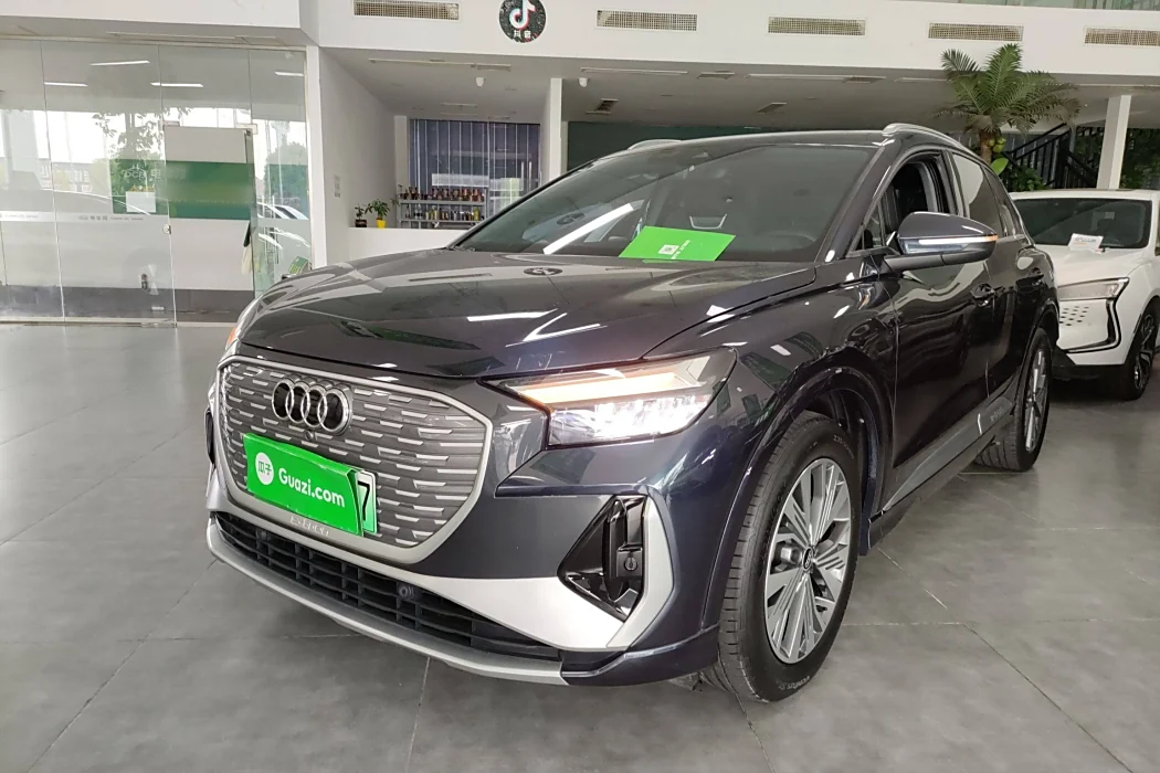Audi Q4 e-tron 2023 40 e-tron Creative Edition