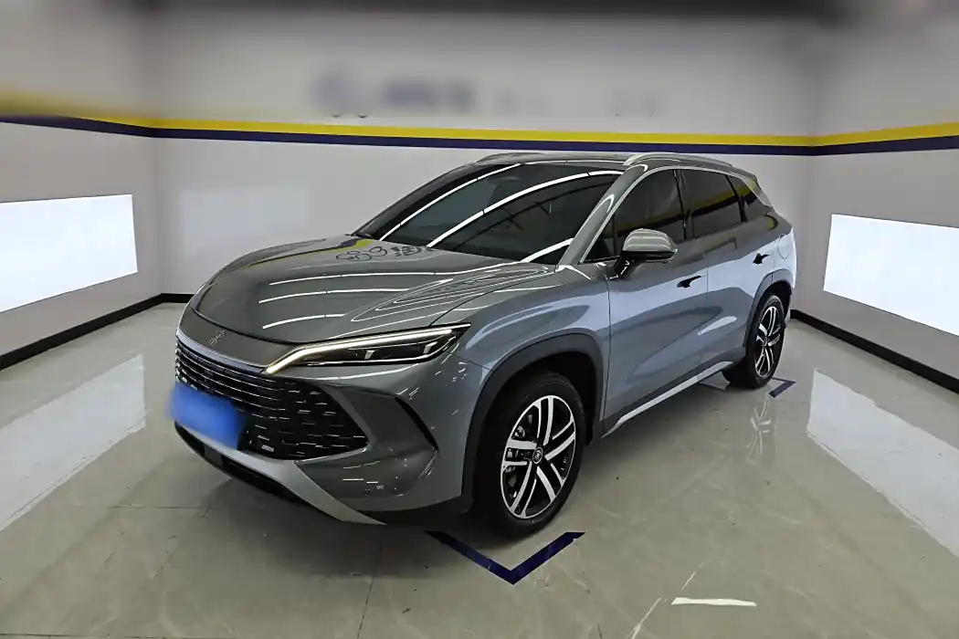 BYD Song L DM-i 2024 112km transcendent type