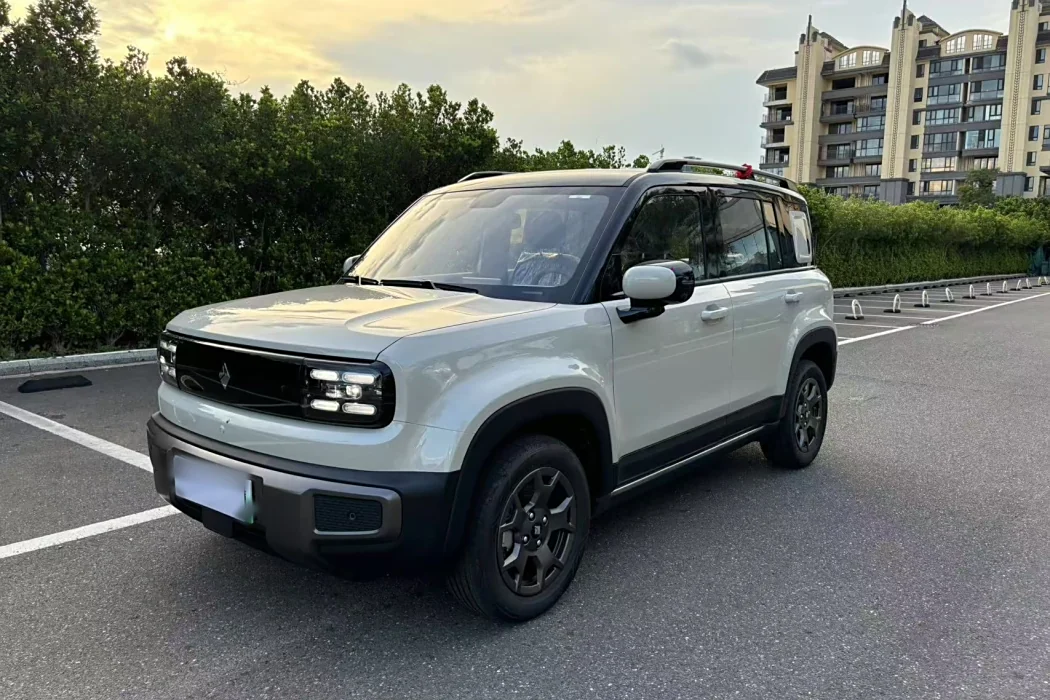 Baojunyue also Plus 2025 Ultimate Edition 5 Seats