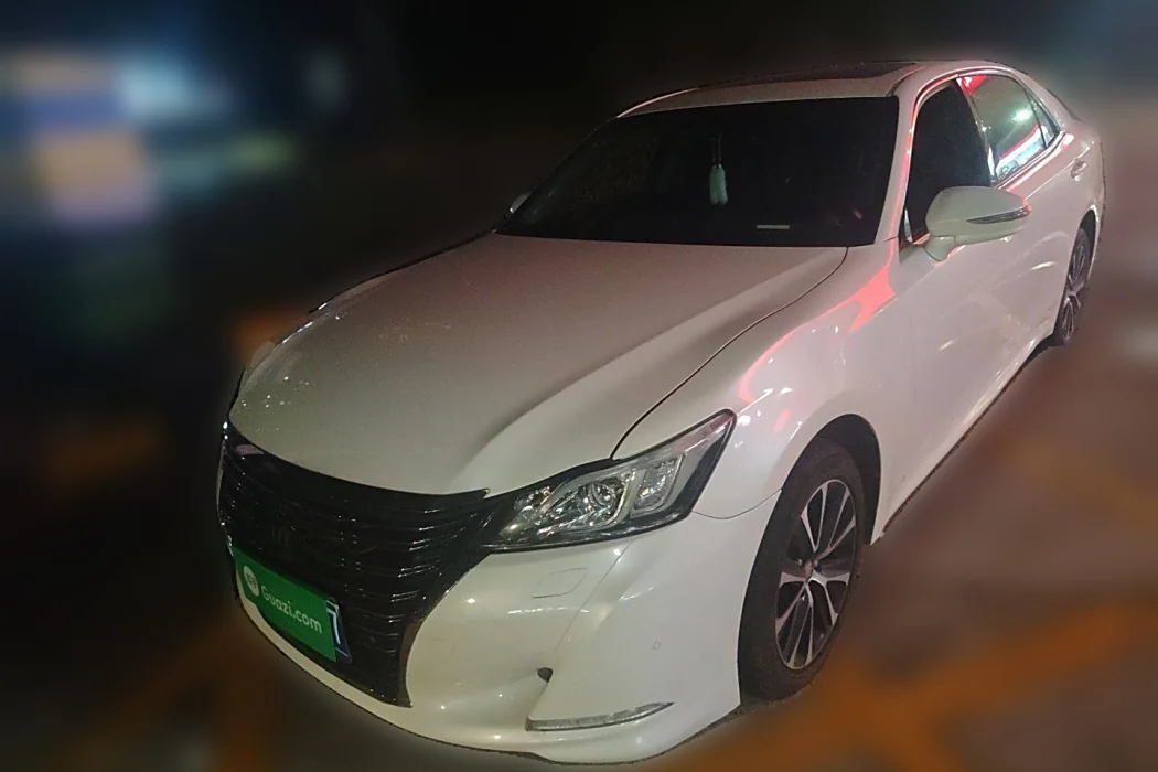 Toyota Crown 2018 2.0T Fashion Edition