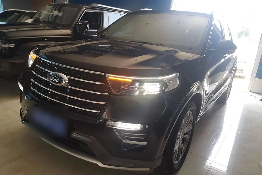 Ford Explorer 2020 EcoBoost 285 four-wheel drive fashion version 6-seater