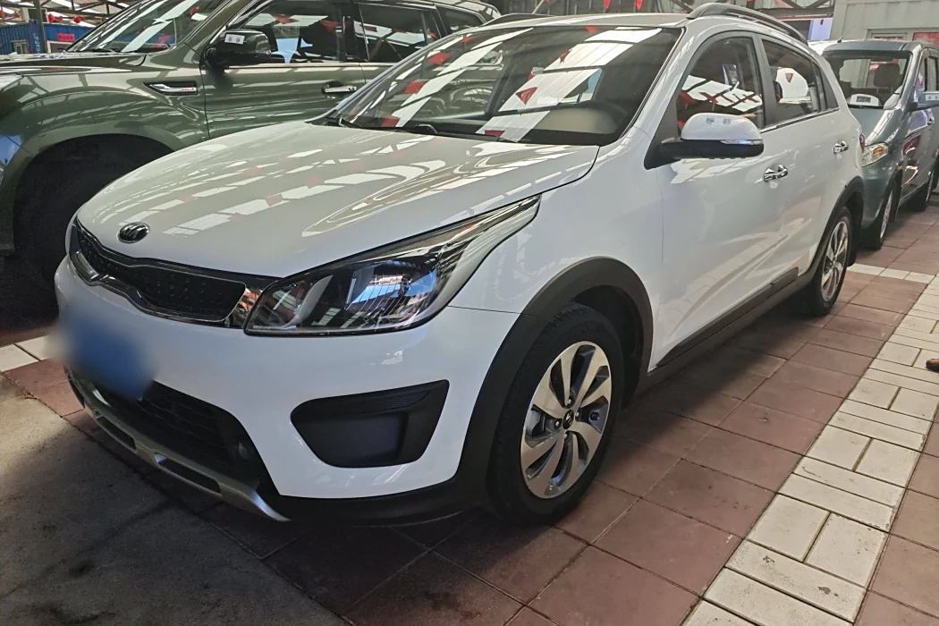 Kia KX CROSS 2017 model 1.4L AT GLS