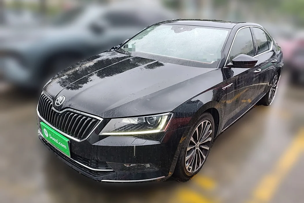 Skoda Supai 2018 model ZI330 DSG Deluxe Edition Country V