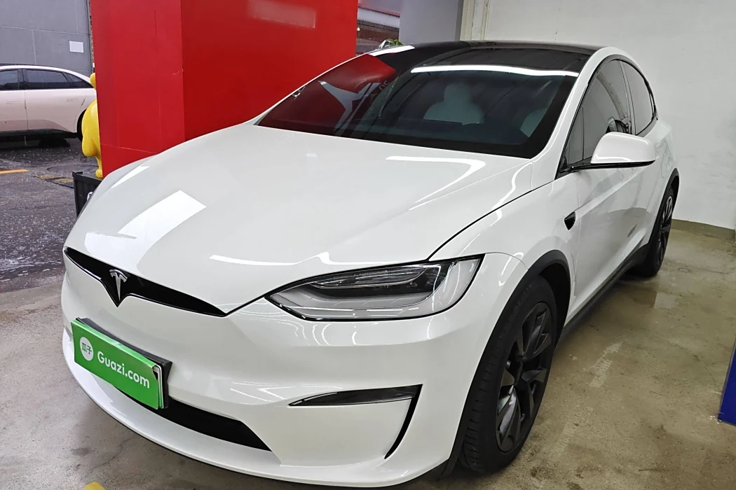 Tesla Model X 2023 dual-motor all-wheel drive version