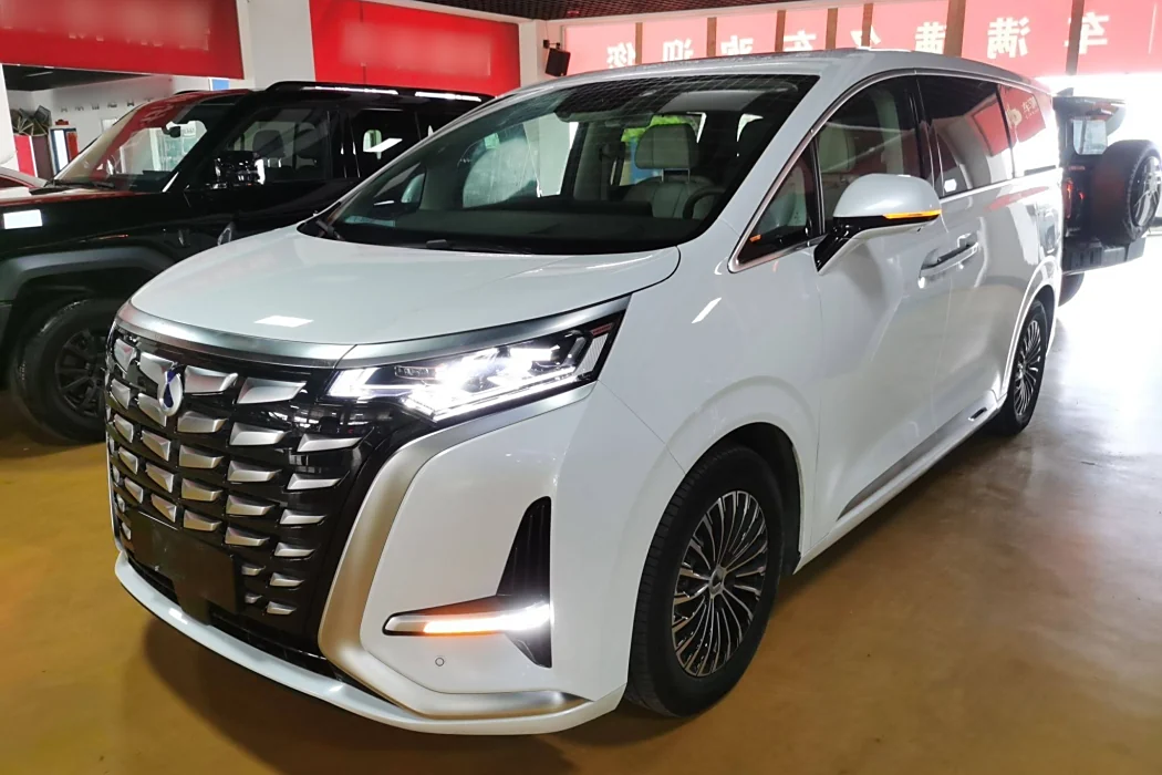 Denza D9 2022 DM-i 970 four-wheel drive premium type