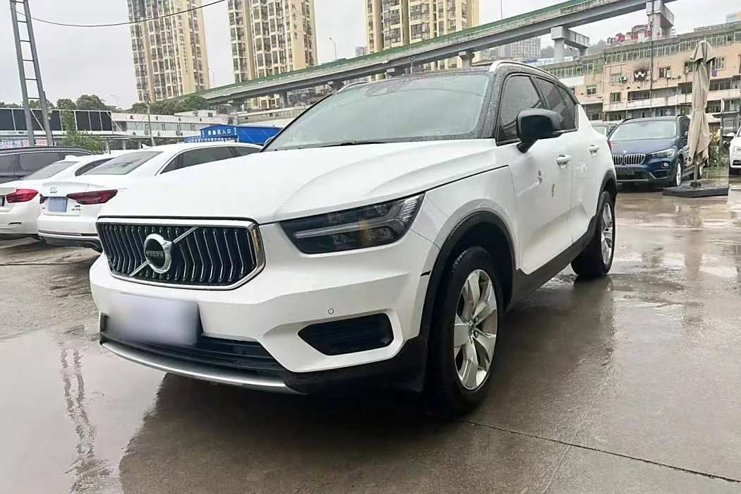 Volvo XC40 2021 T3 Intelligent Fashion Edition