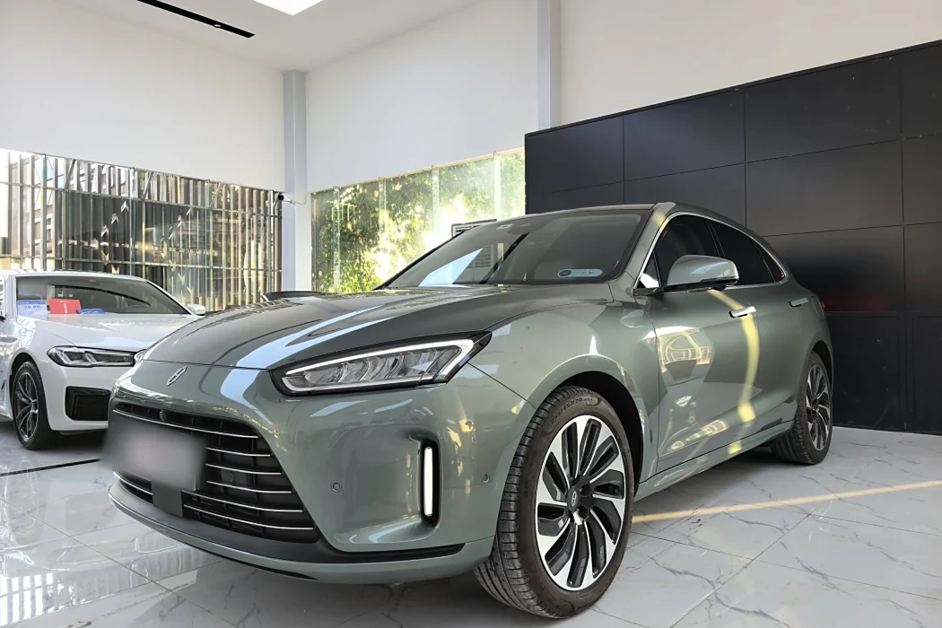 Hongmeng Zhixing Wenjie M5 2022 Extended Range Four-wheel drive performance Version