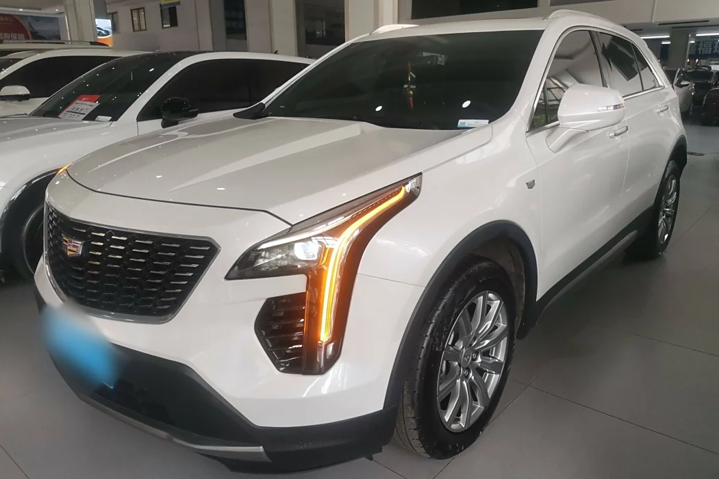 Cadillac XT4 2022 28T two-wheel drive luxury
