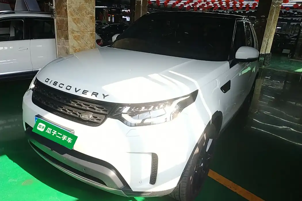 Land Rover Discovery 2019 3.0 SC V6 SE
